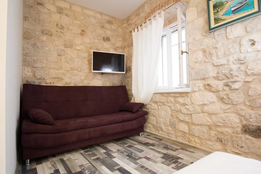 Apartment Toma Trogir