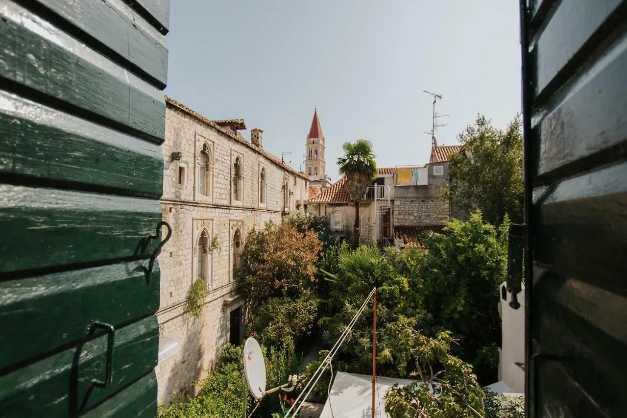 Apartment Toma Trogir