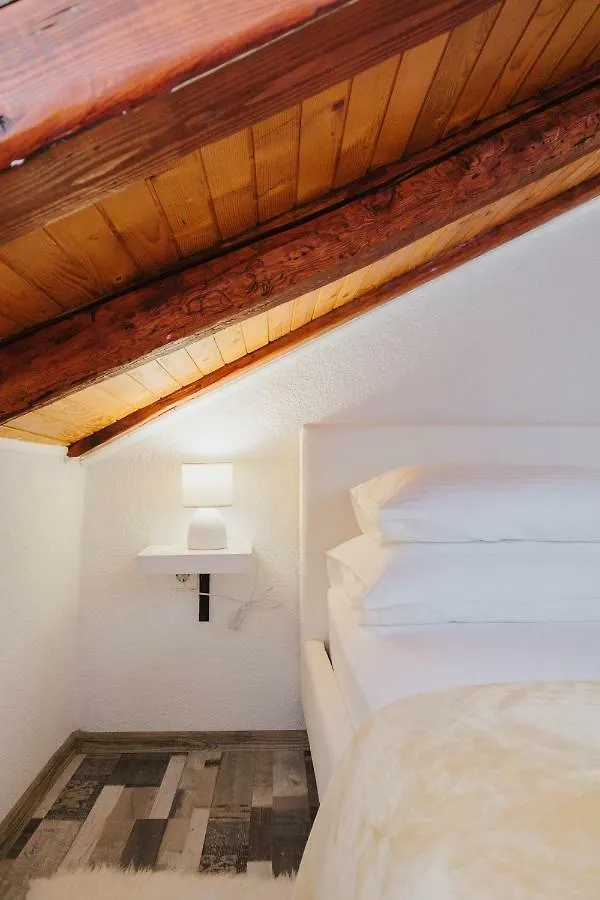 Apartment Toma Trogir 0*,  Croatia